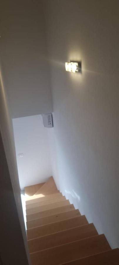 Apartmani Lanterna คิร์ก ภายนอก รูปภาพ